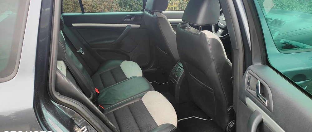 Skoda Octavia cena 35500 przebieg: 204000, rok produkcji 2011 z Margonin małe 301
